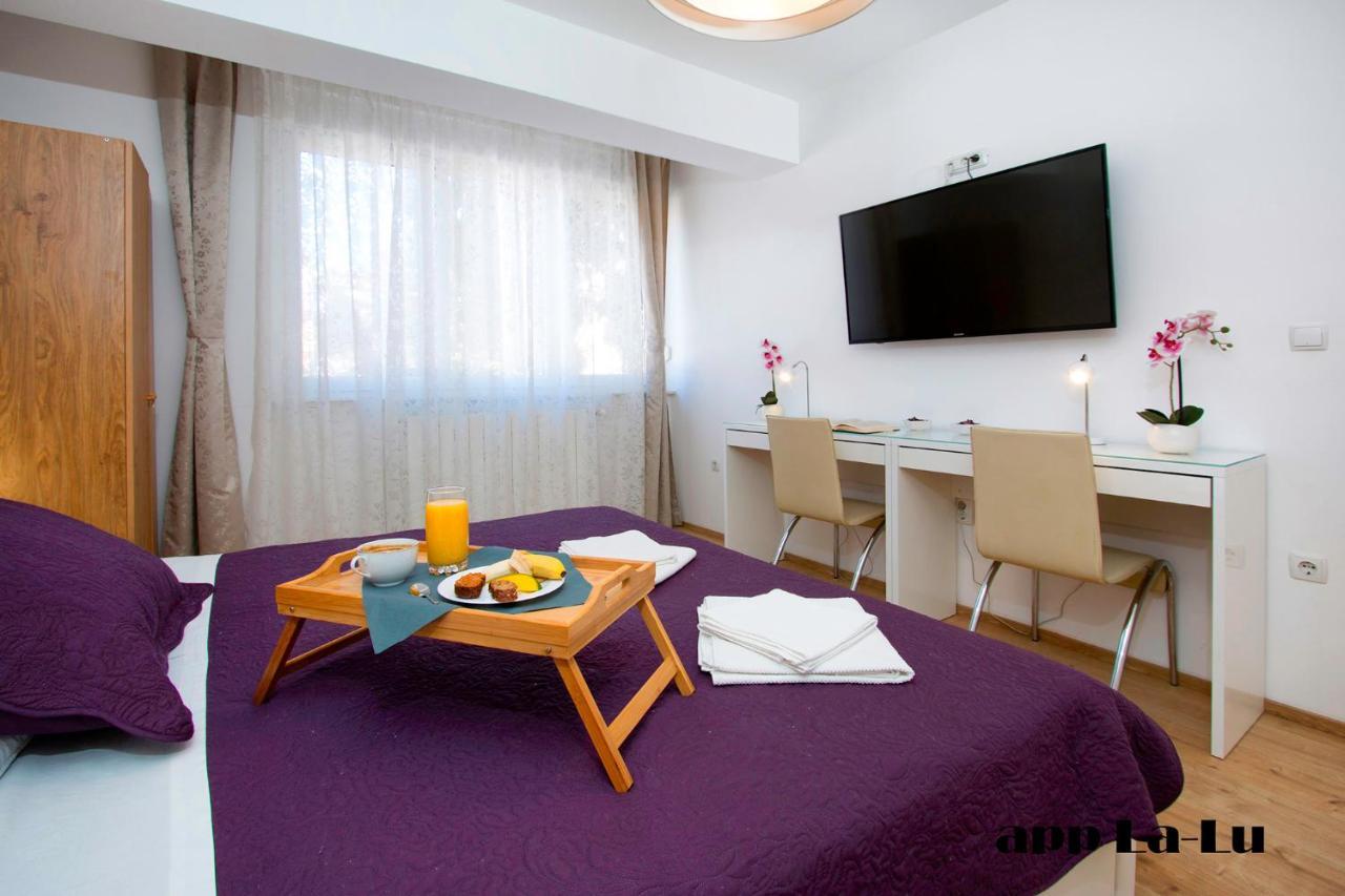 Apartamento Pula Centar LaLu - free garage Exterior foto